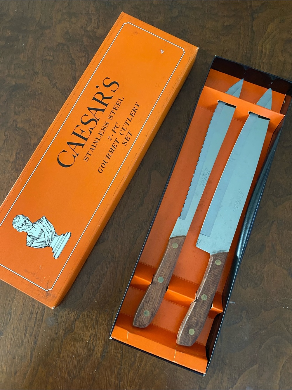 Caesar's Cutlery Vintage Knife Set of 2 Tustin stainless steel knives orig box